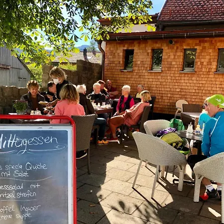 Bavarian Hideaway Апартаменты *