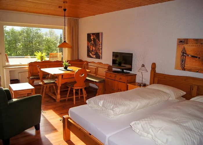 Апартаменты Bavarian Hideaway